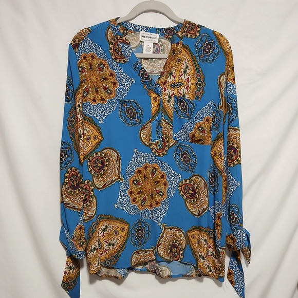 Republic Paisley Blouse Long Sleeve V-Neck Tie Cuff Casual Top Blue Medium - Picture 1 of 6